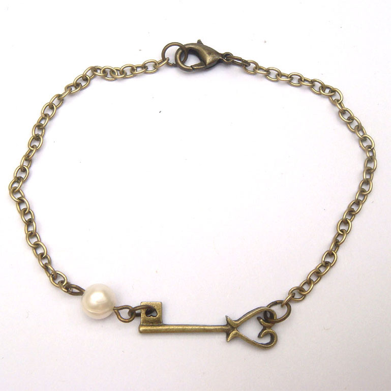 Antiqued Brass Key Pearl Bracelet