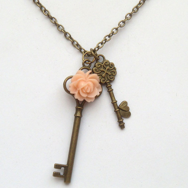 Antiqued Brass Key Flower Necklace