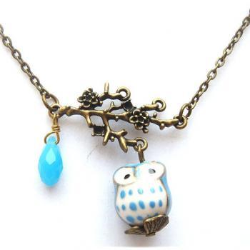Antiqued Brass Leaf Quartz Porcelain Owl Necklace